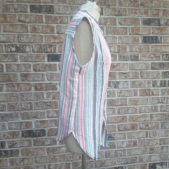 NWT Max Studio Button-Down Sleeveless Print Shirt - Picture 2 of 6